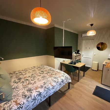 Parenthese Roanne Pierre Depierre Apartment Bagian luar foto