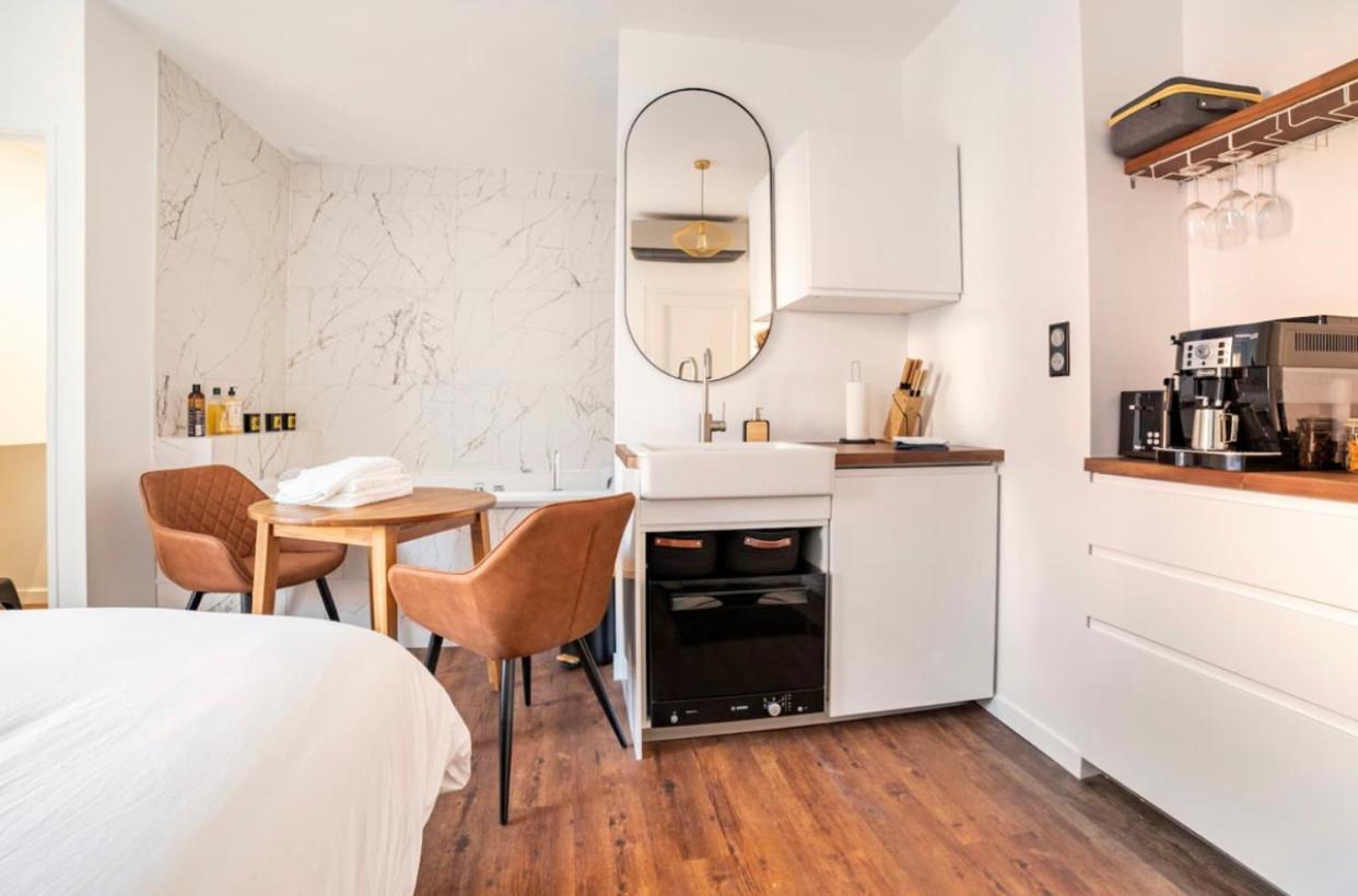 Parenthese Roanne Pierre Depierre Apartment Bagian luar foto