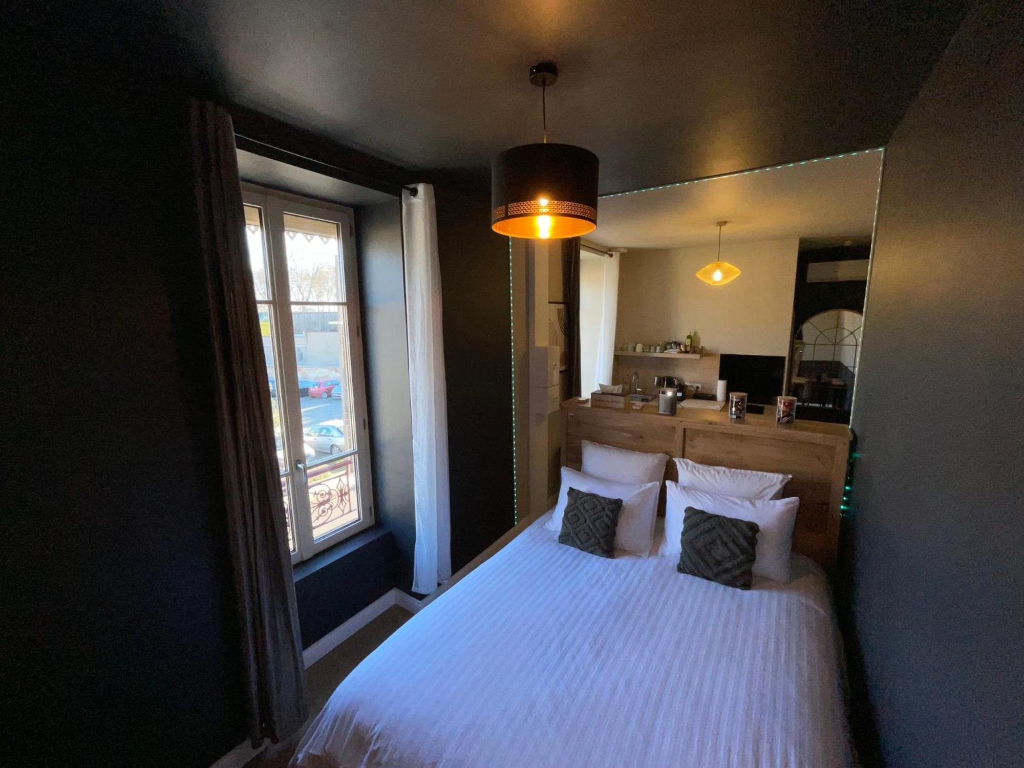 Parenthese Roanne Pierre Depierre Apartment Bagian luar foto